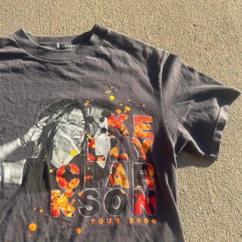 Vintage miley cyrus tour t shirt